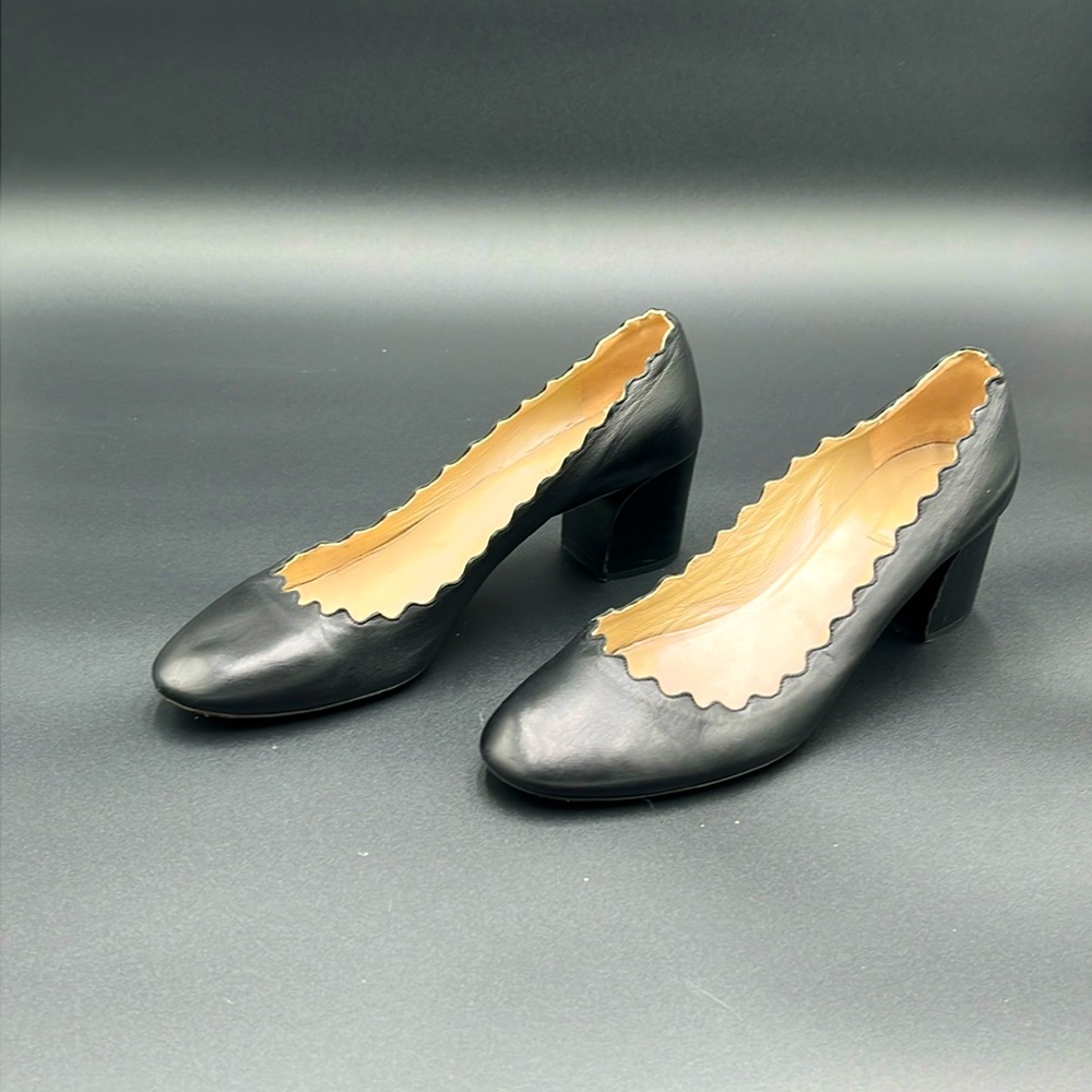 Chloe Lauren Scalloped Leather Block-Heel Pumps